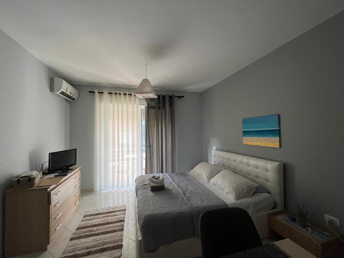 Emi Sol Apartment Vlore Exterior photo