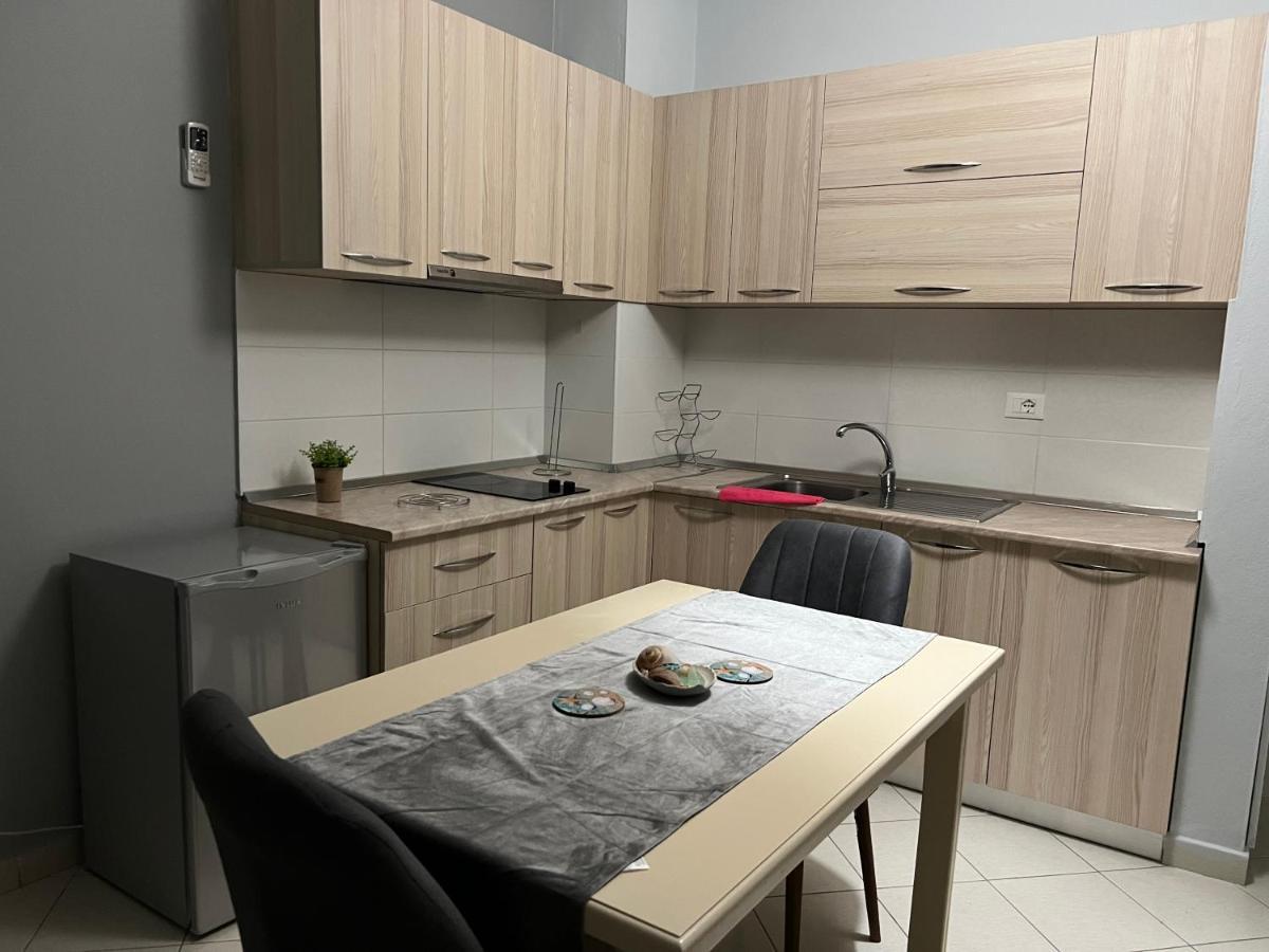 Emi Sol Apartment Vlore Exterior photo